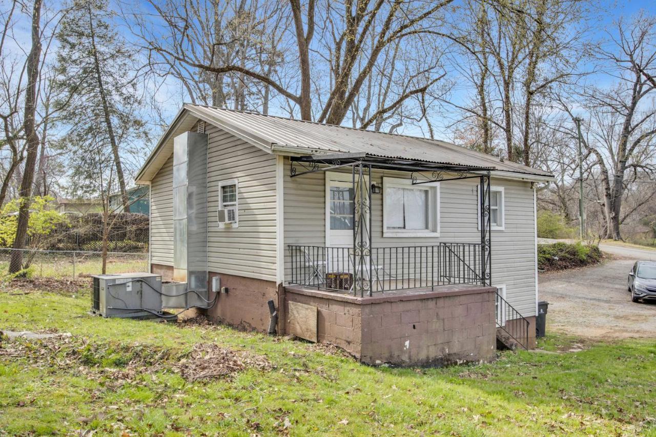 2-Bedroom Pet-Friendly Apartment In East Knoxville Exterior photo